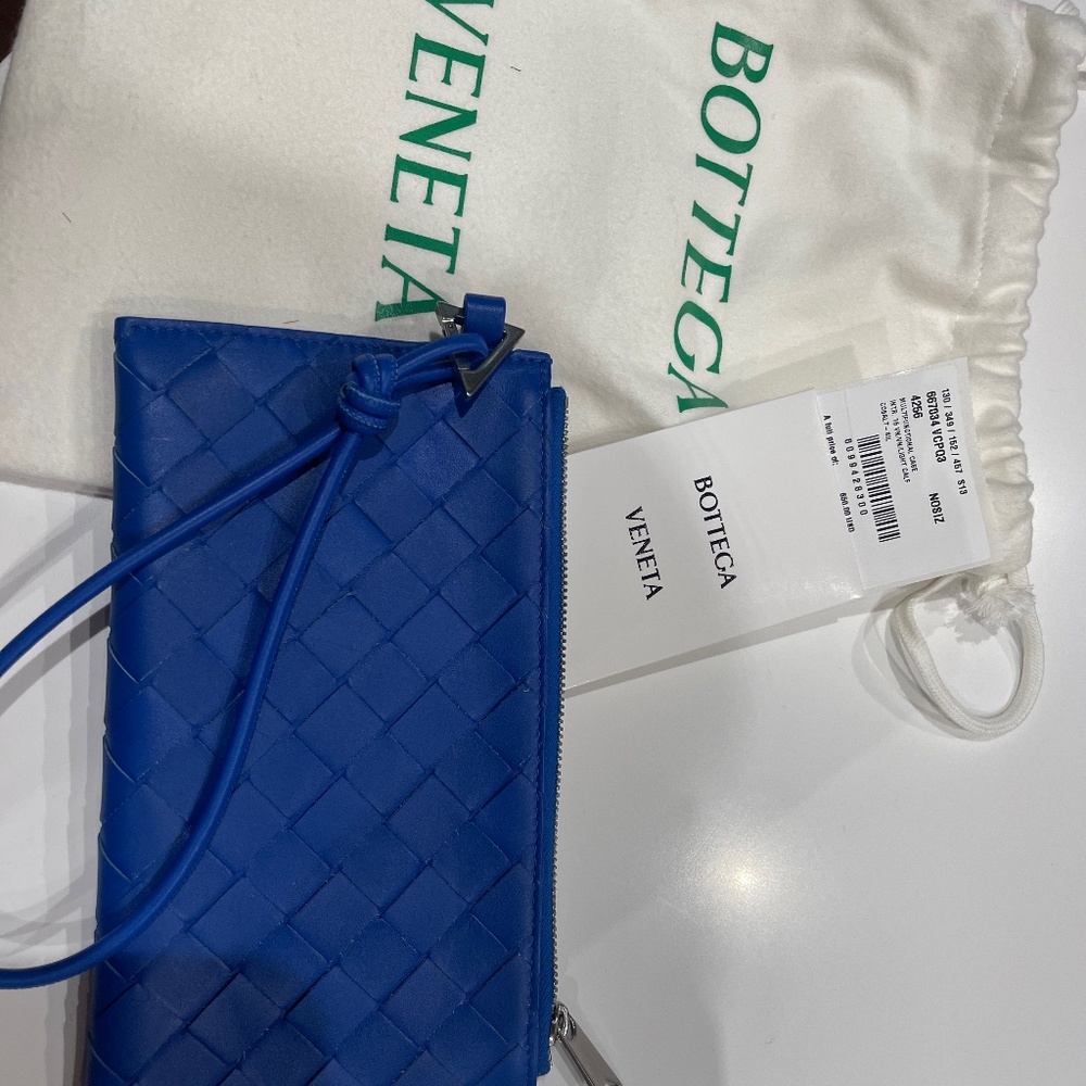 NEW Bottega multifunctional case
